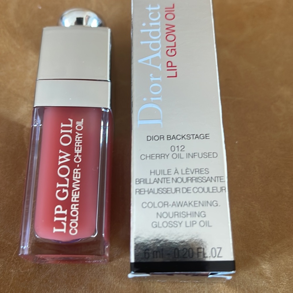 - Dior lip glow oil. # 012 rosewood.new